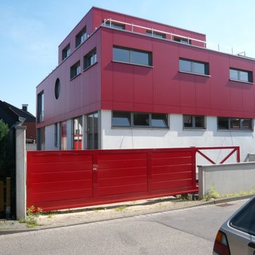 Neubau Putz/Vorhangfassade aus Kunststoff